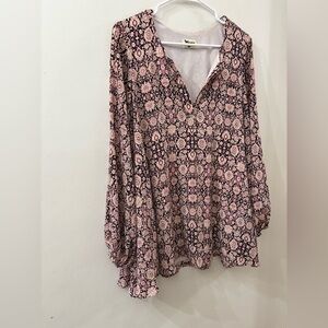 Show me your Mumu - Jamie Tunic Pink and Black Floral Blouse - size small